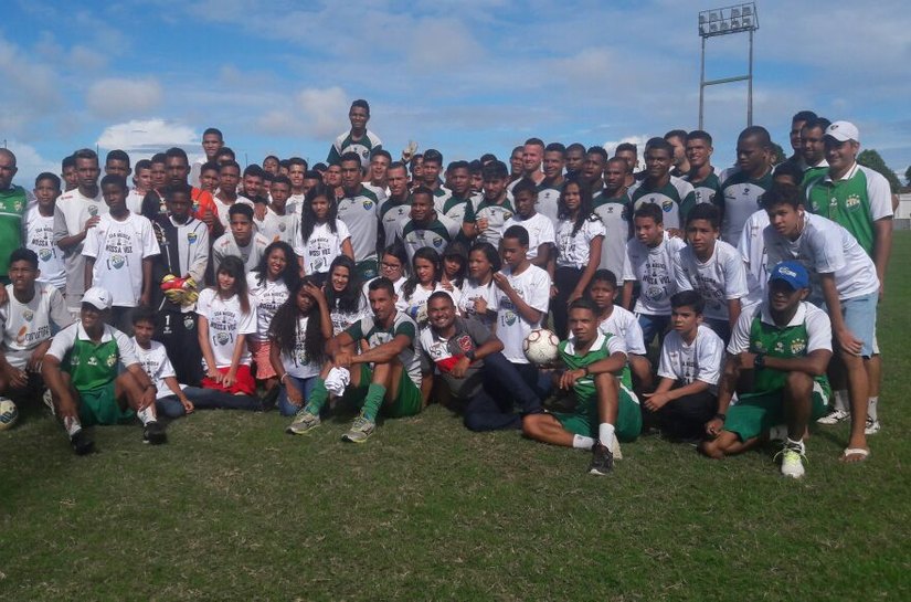 Coruripe: alunos e professores da Escola Maria Rocha visitam o Gerson Amaral