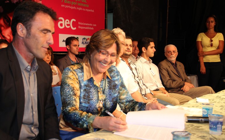 Arapiraca inicia nova etapa em seu desenvolvimento, afirma Célia