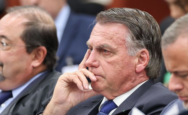  <span class="featured-image__subtitle">O ex-presidente Jair Bolsonaro (PL) durante julgamento da denúncia da PGR no STF</span> <span class="featured-image__credit">• Antonio Augusto/STF</span> 