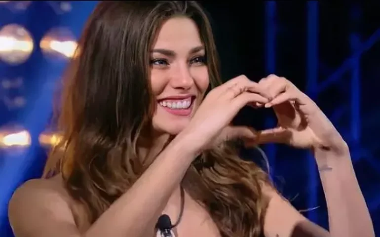 Dayane Mello anuncia autobiografia em italiano: 'Um pouco de tudo que já vivi'