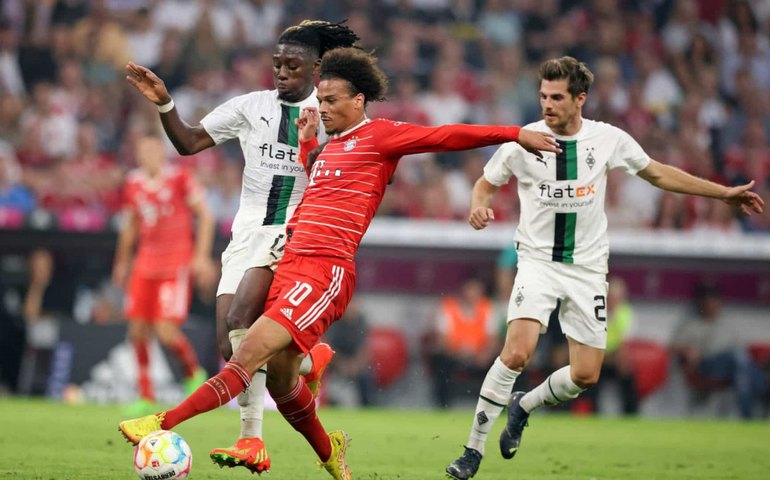 Bayern sofre com falha da defesa, mas arranca empate no fim no Campeonato Alemão