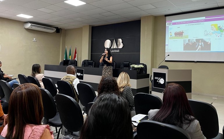 Ciclo de palestras mobiliza rede de atendimento à Mulher em Arapiraca