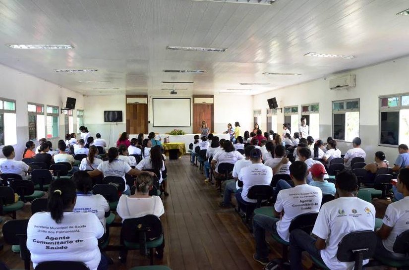 Prefeitura de União dos Palmares realiza reunião com agentes de saúde