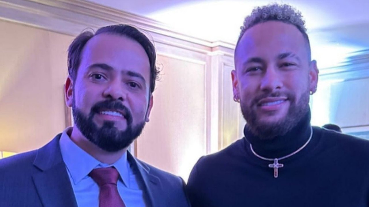 Empresário arapiraquense paga R$ 1,2 milhão em blazer e colar de Neymar, em evento beneficente do atleta
