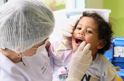 Criando Sorrisos leva saúde bucal para quase 3 mil crianças em Alagoas