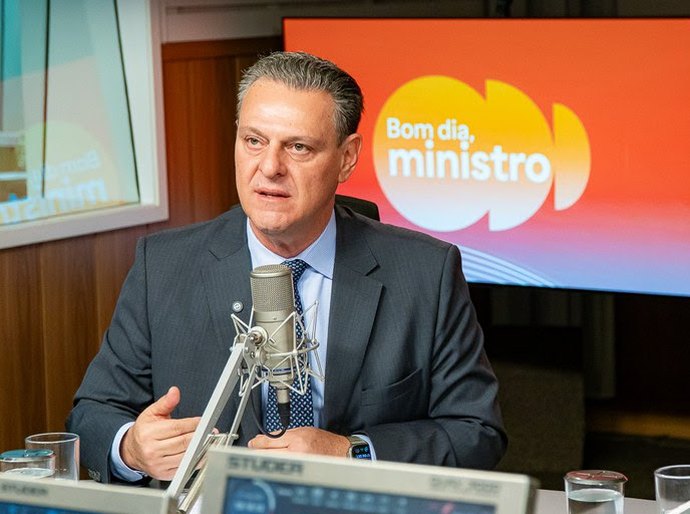 Fávaro detalha MP com crédito de R$ 12 bilhões para renegociação de dívidas de produtores rurais