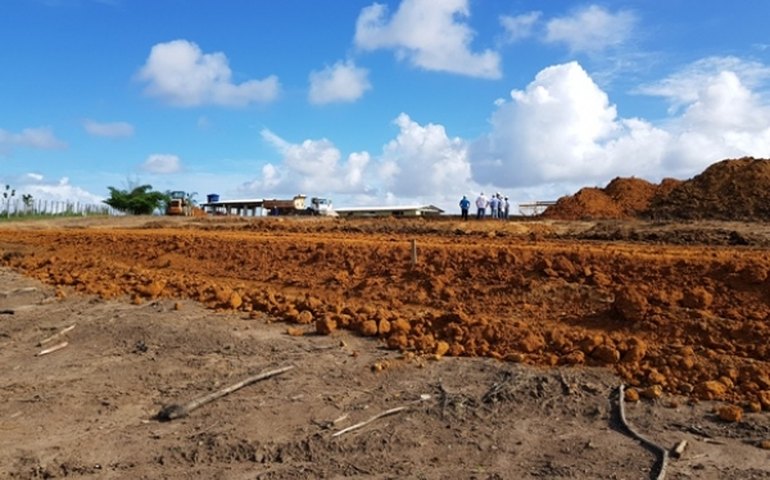 Casal inicia construção de Estação de Tratamento de Esgoto