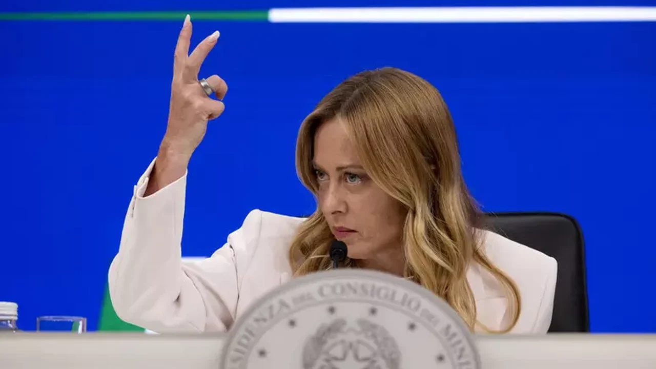 Governo da Itália suspende 'IPVA' para carros e motos por 1 ano