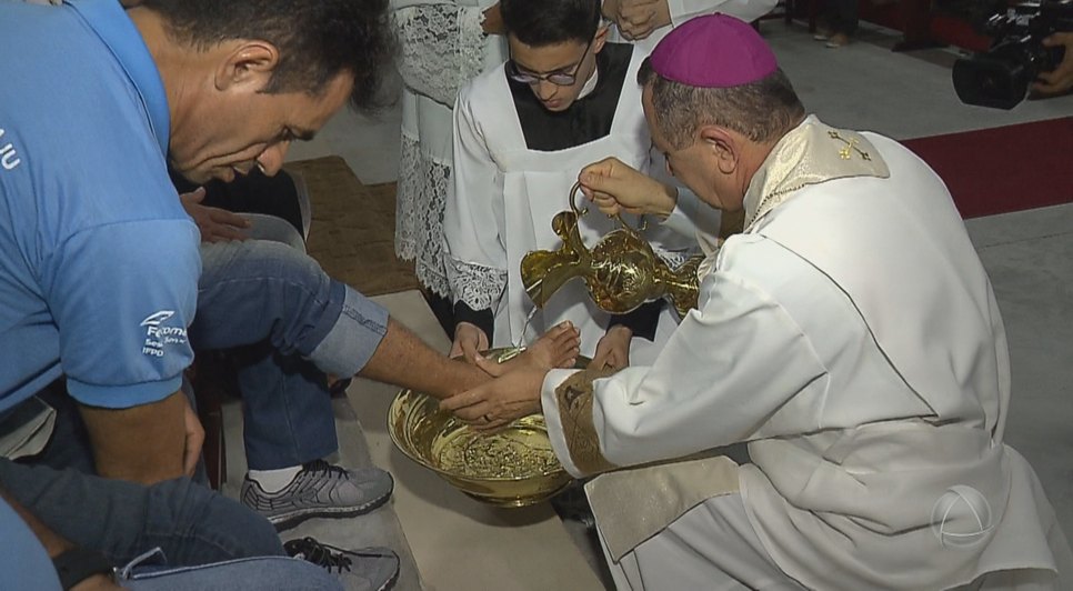 Missa de Lava Pés é celebrada em Aracaju 