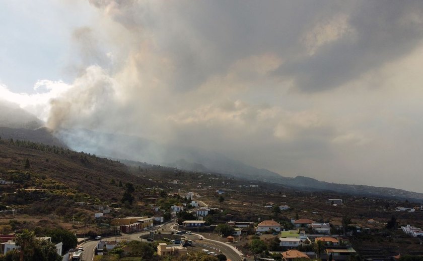 Vulcão Cumbre Vieja, nas Ilhas Canárias, deixa mais 800 desabrigados