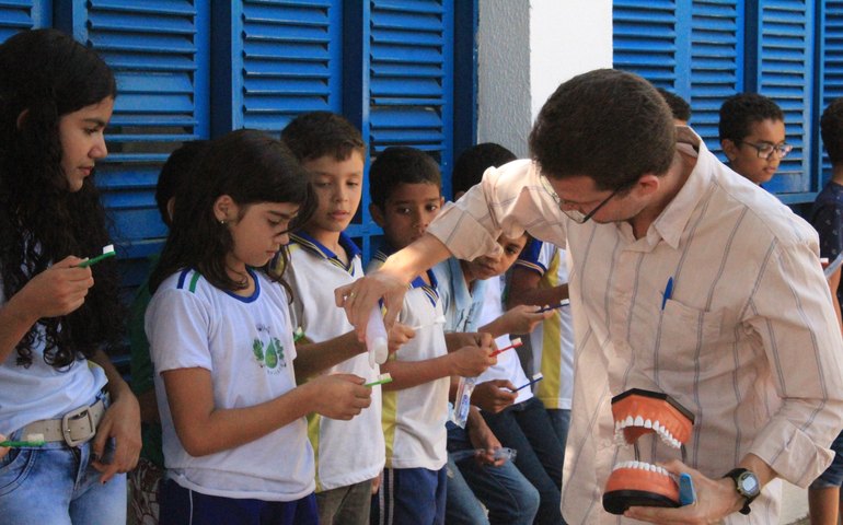 Município adere ao novo ciclo do programa Saúde na Escola