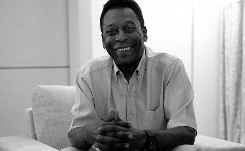 Lula sanciona lei que cria Dia do Rei Pelé, celebrado na data do milésimo gol