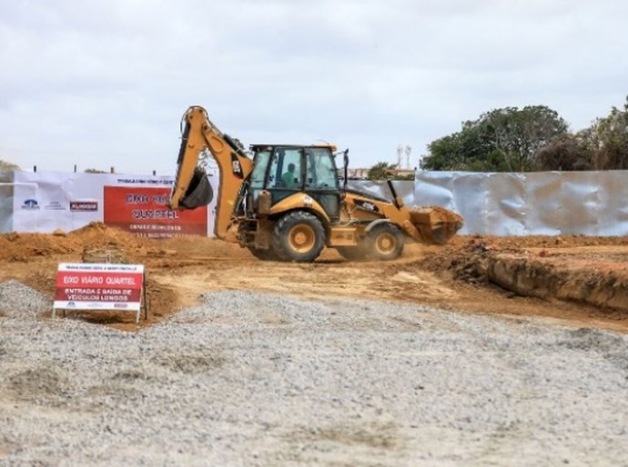 Obras do Eixo Quartel atrai estudantes do curso de engenharia civil