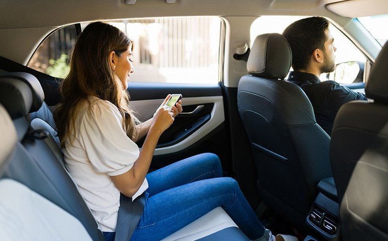 MP libera R$ 30 bilhões para compra de táxis e carros de aplicativos
