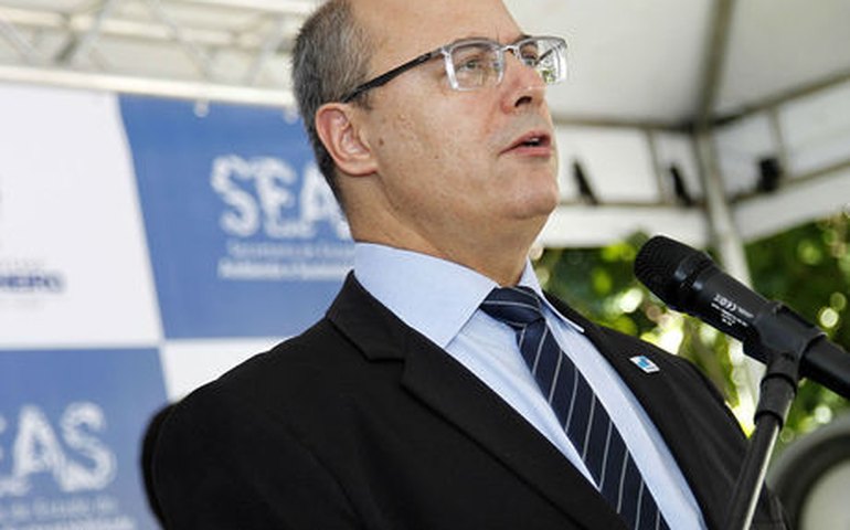 Cantor católico, vice é a antítese de Witzel