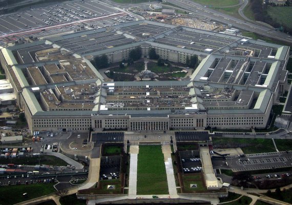 Pentágono nega que Estados Unidos tenham bombardeado bases de Assad na Síria