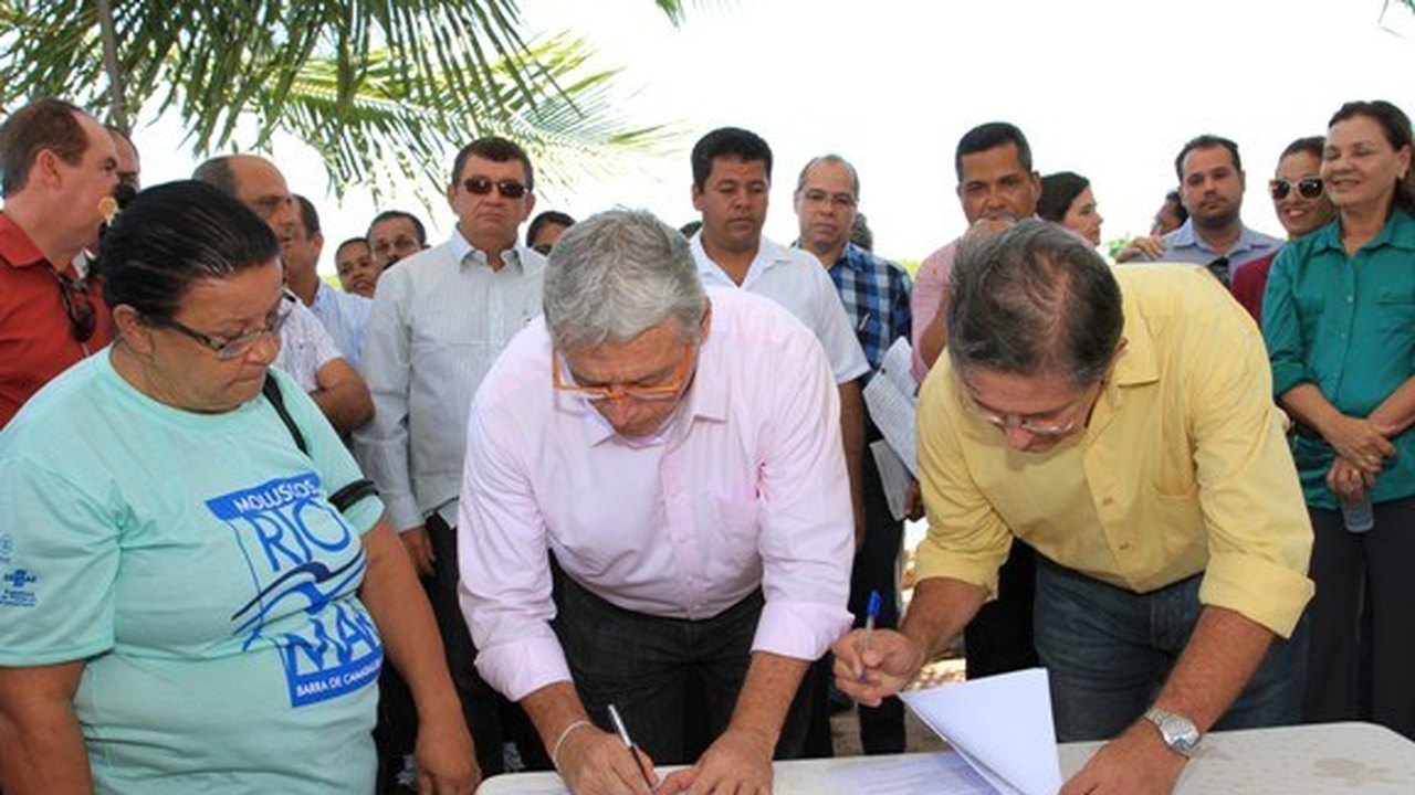 Produtores recebem equipamentos para melhorar a pesca e aquicultura
