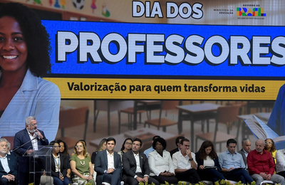 Caixa lança pacote de valor para a semana dos professores