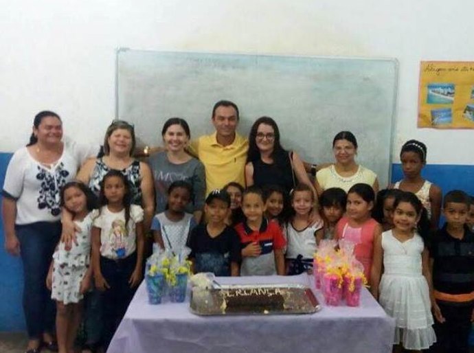 Alunos da rede municipal de ensino festejam o Dia das Crianças em Anadia