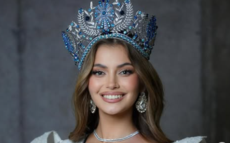 Quem é a 'miss roqueira' que surpreendeu com apresentação metaleira no Miss Mundo Chile 2025; veja vídeo