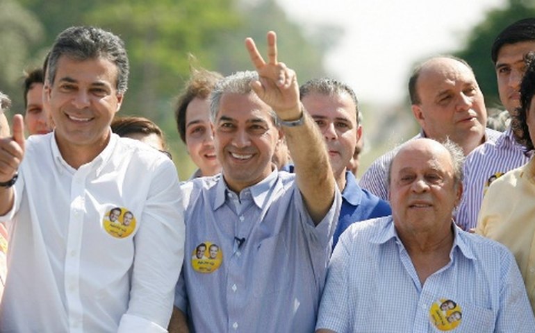 Azambuja vence Delcídio no Mato Grosso