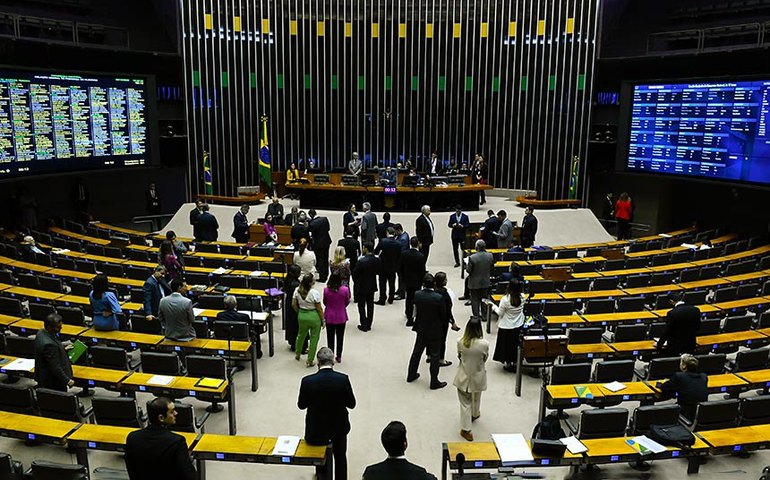 Congresso aprova crédito de R$ 126,7 milhões para cinco ministérios
