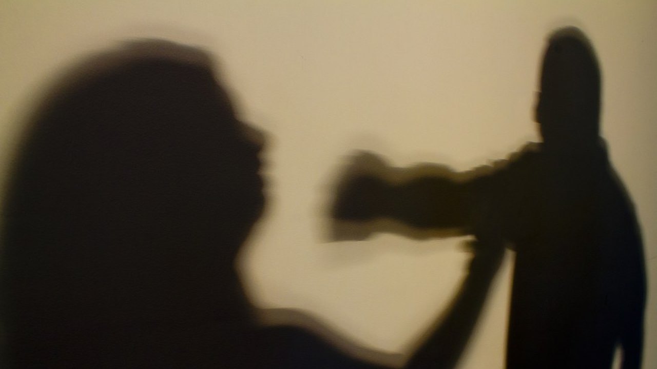 Justiça do Rio condena homens por estupro coletivo de jovem de 17 anos