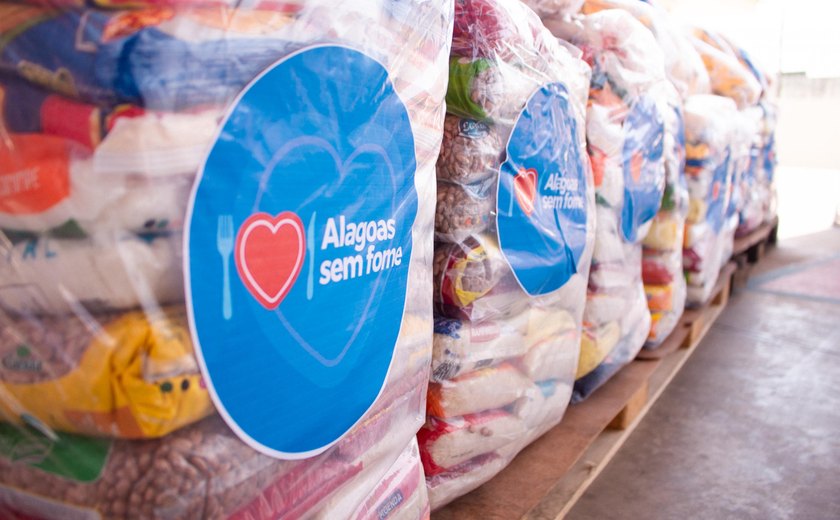 Alagoas Sem Fome entrega alimentos à comunidade em vulnerabilidade do Trapiche