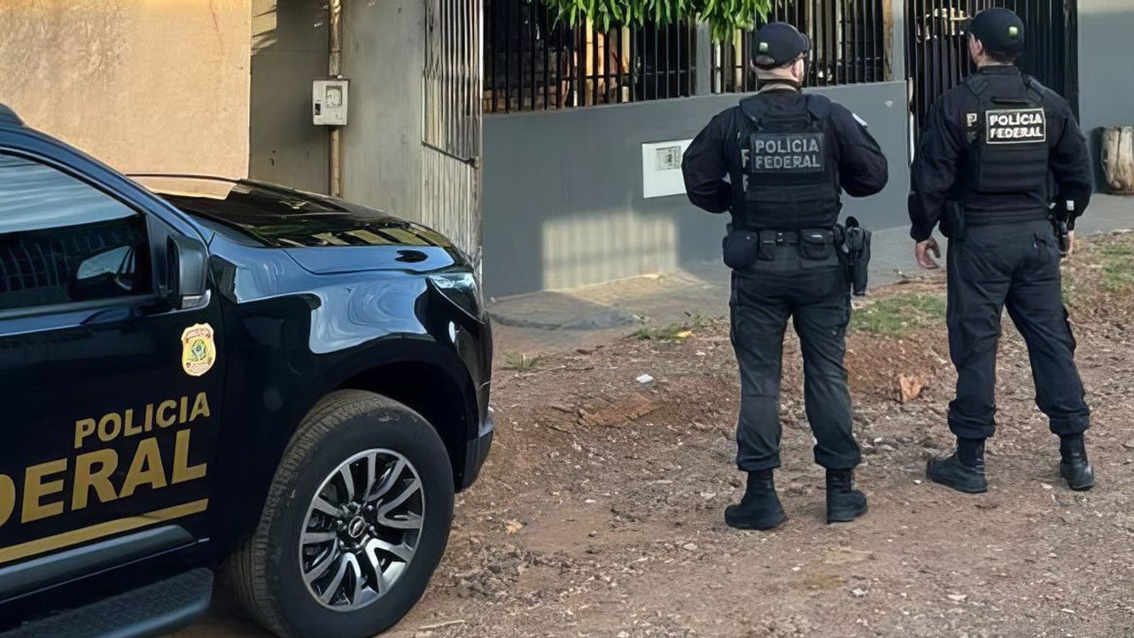 Polícia Federal extradita paraguaio líder de organização criminosa