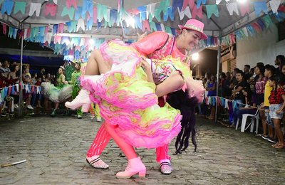 Arapiraca convoca artistas locais, quadrilhas juninas e grupos interessados em realizar arraiás