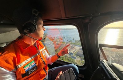 Prefeito JHC sobrevoa área de mina e diz que seguirá cobrando responsabilidade da Braskem