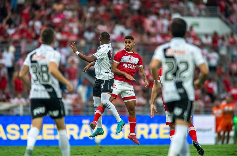 Sob comando de Mikael, CRB vence a Ponte Preta por 4 a 2 de virada