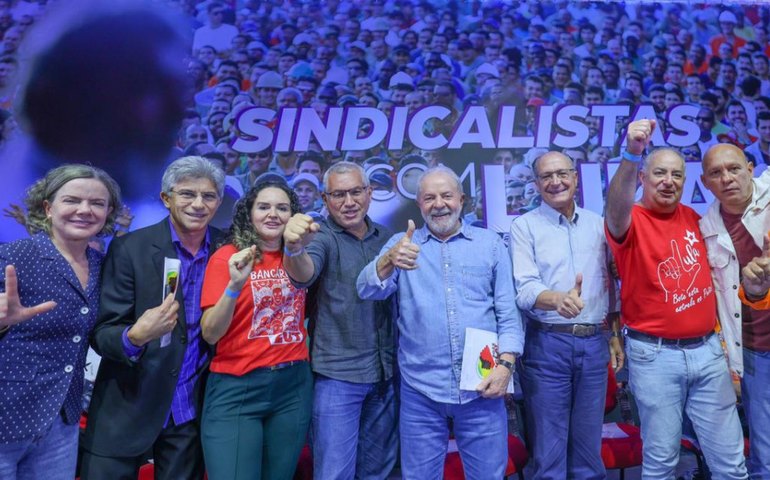 “Gerar emprego é obsessão, coisa sagrada”, diz Lula