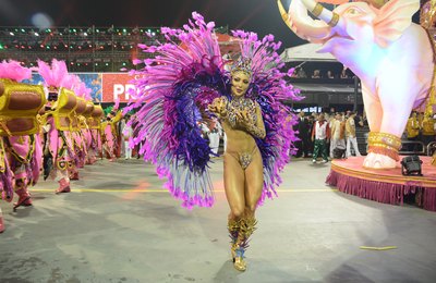 Priscila Santtana mantém posto de "Musa Mais Sarada do Carnaval"  