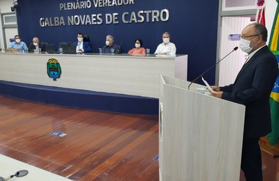 Câmara entrega título de Cidadão Honorário a cônego Everaldo Rodrigues