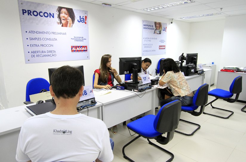 Centrais Já! suspendem atendimento no feriado desta quinta-feira (08)