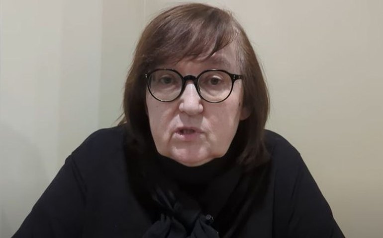 Mãe de Navalni diz que Rússia a pressiona por funeral secreto de seu filho