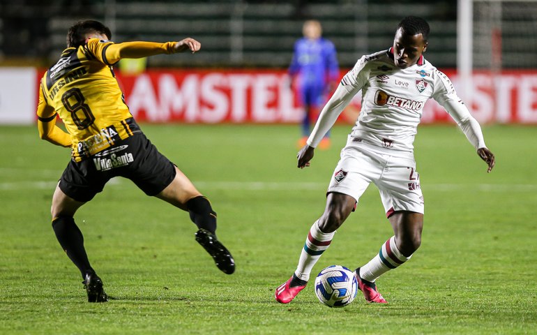 Com time reserva, Fluminense é derrotado na altitude boliviana e perde o 100% na Libertadores