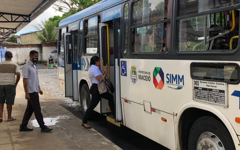 Após reforma, Terminal da Colina normaliza funcionamento