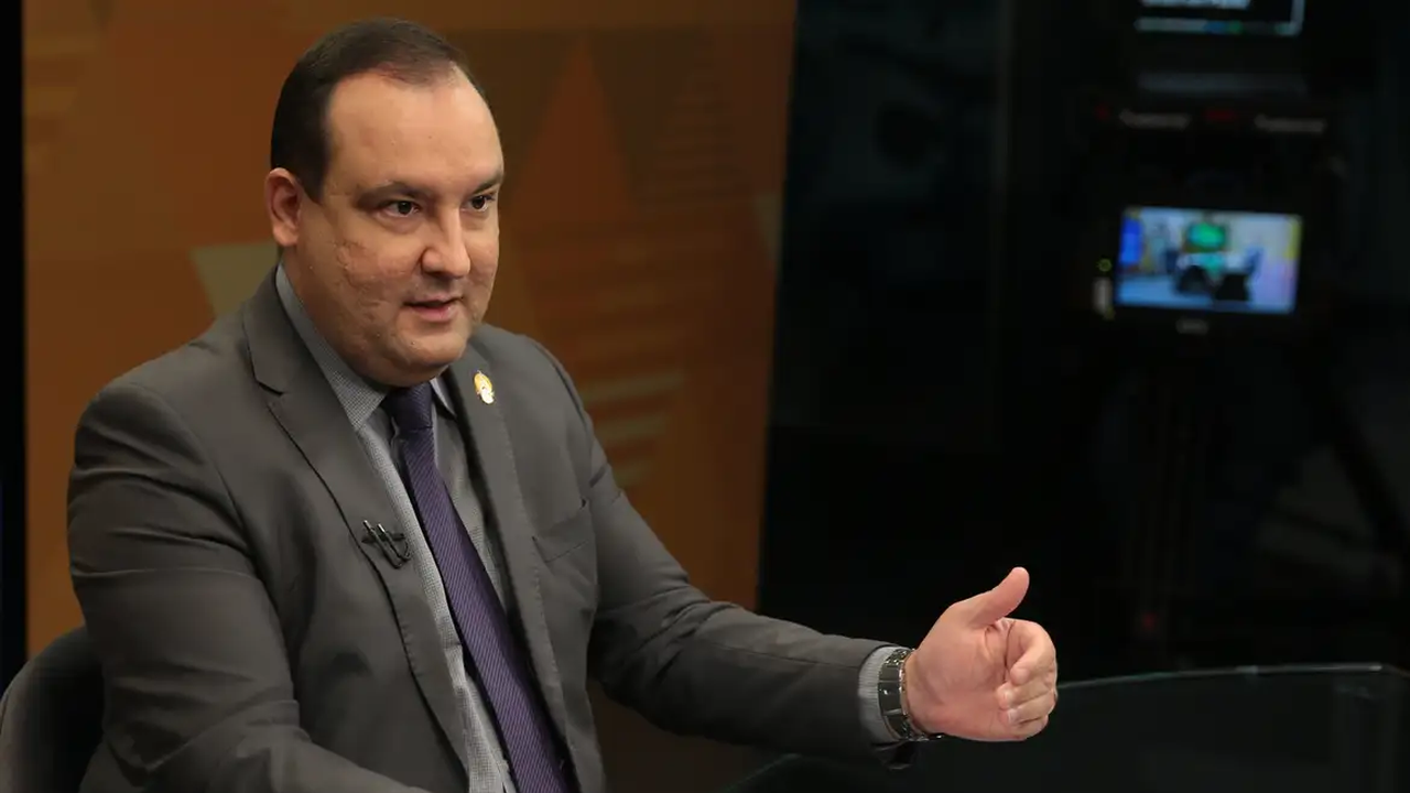 Presidente da Funai na gestão Bolsonaro é condenado a 10 anos por perseguir servidores e indígenas para liberação de obra