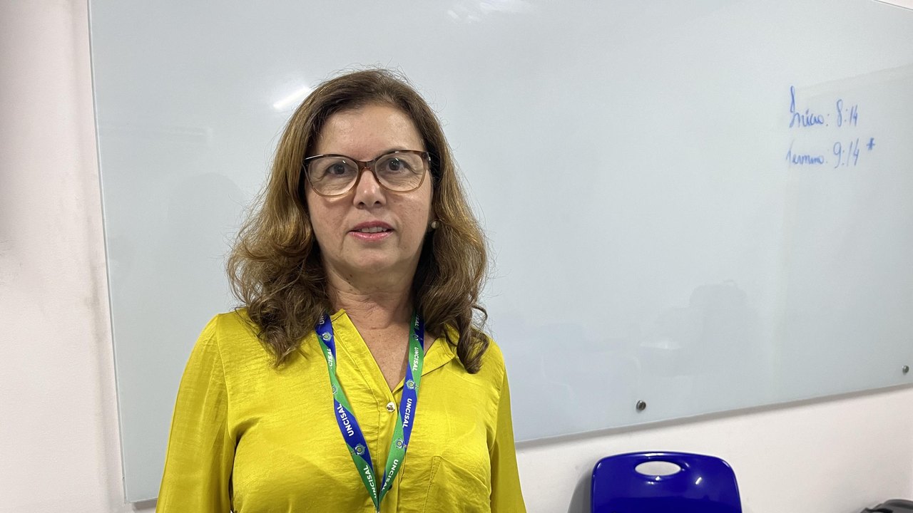 Com 40 anos de dedicação ao SUS, Lucélia Sales conquista título de Professora Titular da Uncisal