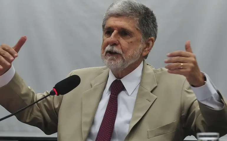 Celso Amorim: Ataque de Israel ao Líbano é revoltante; Itamaraty deve retirar brasileiros