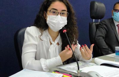 Teca Nelma quer Fundef repartido para todos os trabalhadores da educação  