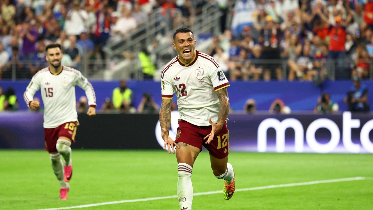 Com invencibilidade recorde, Espanha vai à final da Copa após 16 anos
