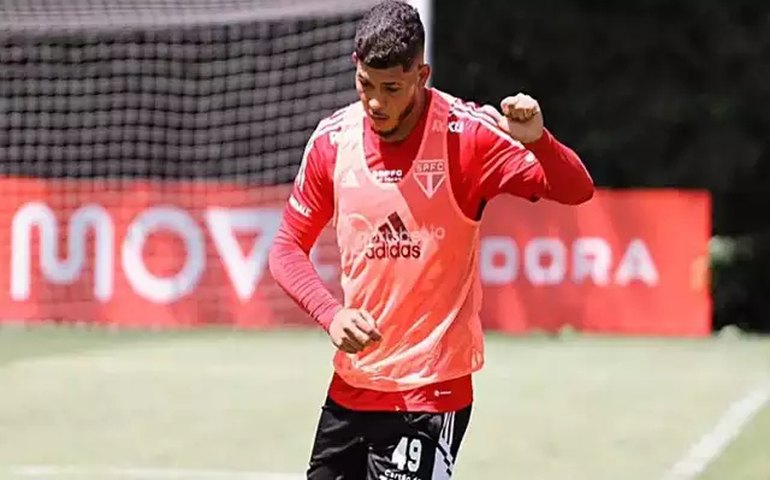 Erison volta aos treinos e pode reforçar ataque do São Paulo diante do Água Santa