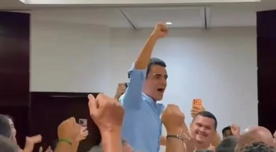 JHC é ovacionado por lideranças de Alagoas. Foto: T82