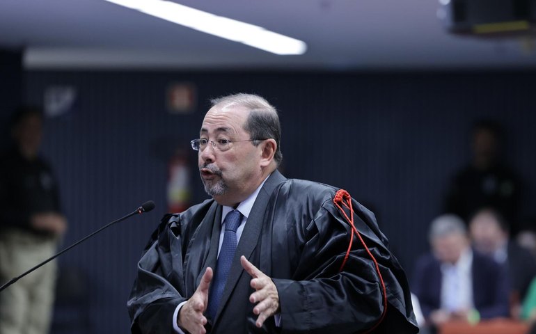 'Não existe nenhuma prova': defesa de Bolsonaro critica delação de Mauro Cid e nega ligação com 8 de janeiro