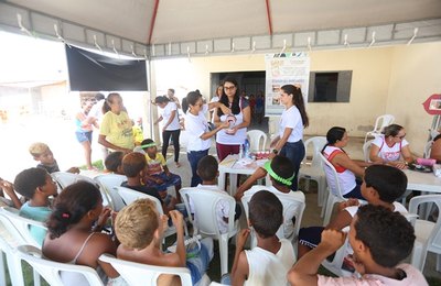 Dia da Mulher: Prefeitura realiza ações de saúde e assistência social, no Conjunto Gislene Matheus