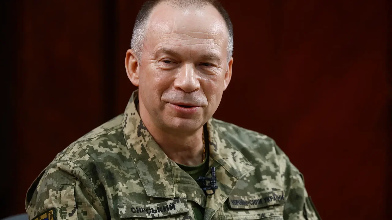 Kiev diz que primeiros instrutores militares franceses viajarão para a Ucrânia 'em breve'