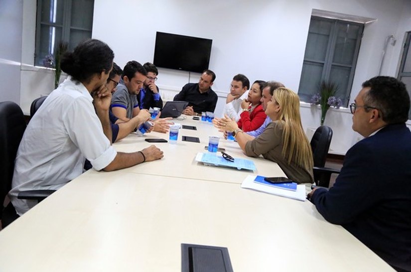 Vereadores voltam a receber servidores públicos e buscam solução para impasse com Executivo